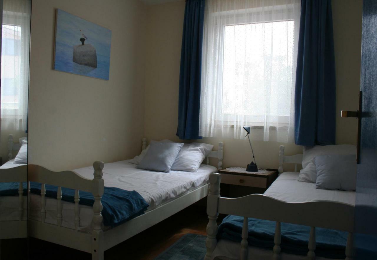 Apartment Azriel Vir Exteriér fotografie